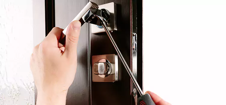 Door Lock Replacement Service Elmont